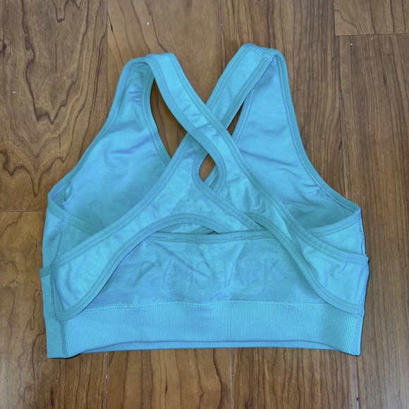 Adapt Camo Seamless Sports Bra - Picture 4 of 5